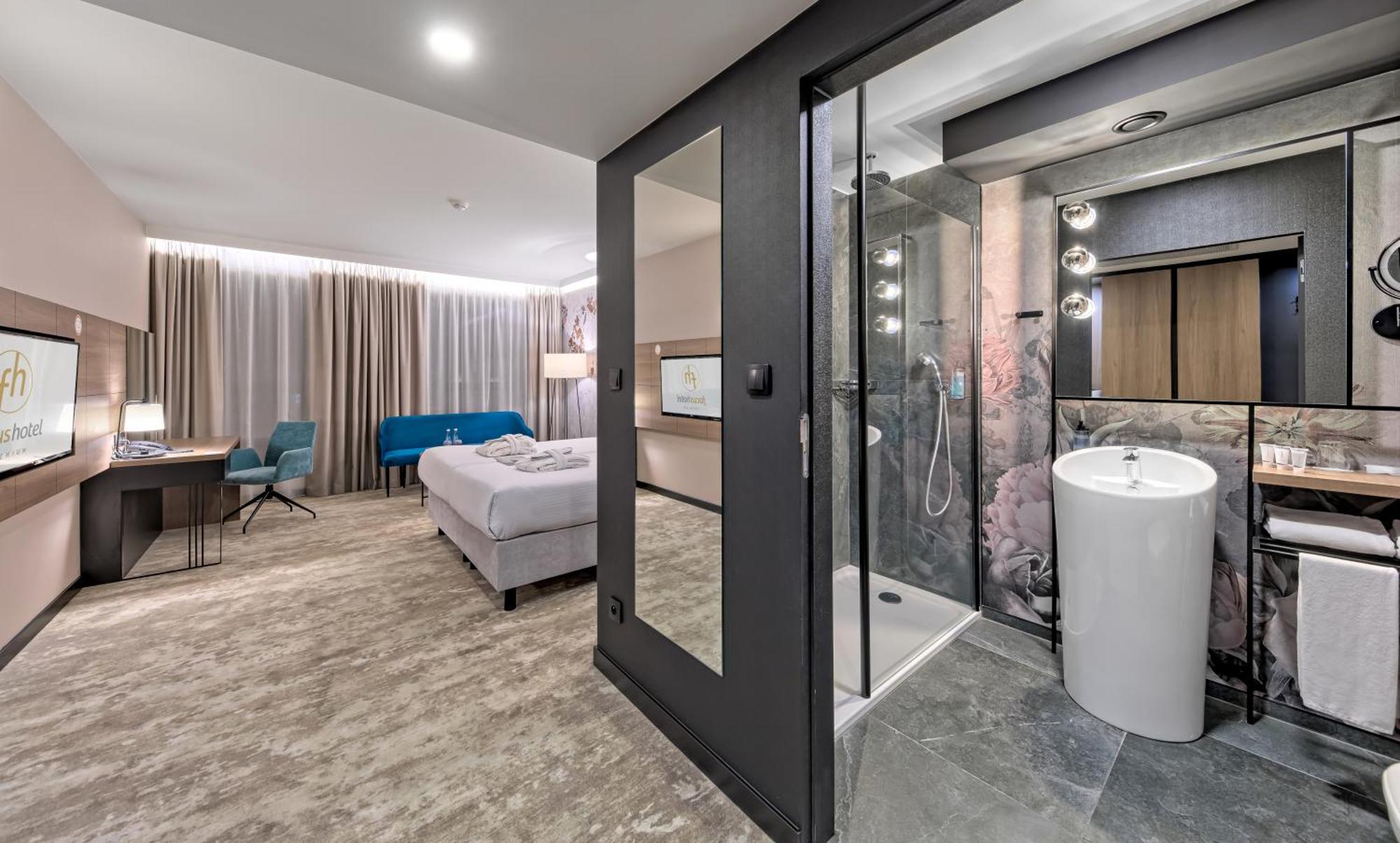 Focus Hotel Premium Warszawa エクステリア 写真