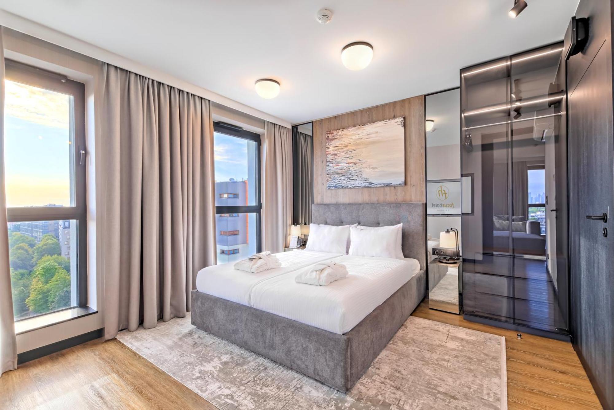 Focus Hotel Premium Warszawa エクステリア 写真
