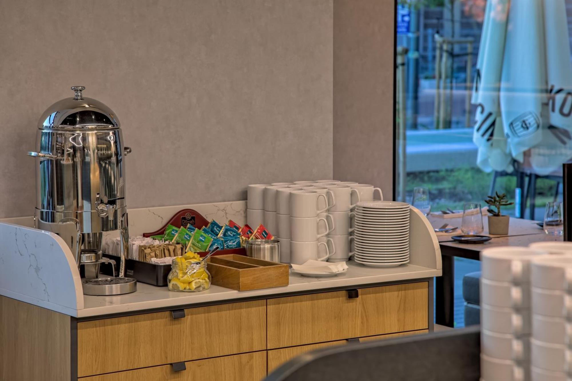 Focus Hotel Premium Warszawa エクステリア 写真